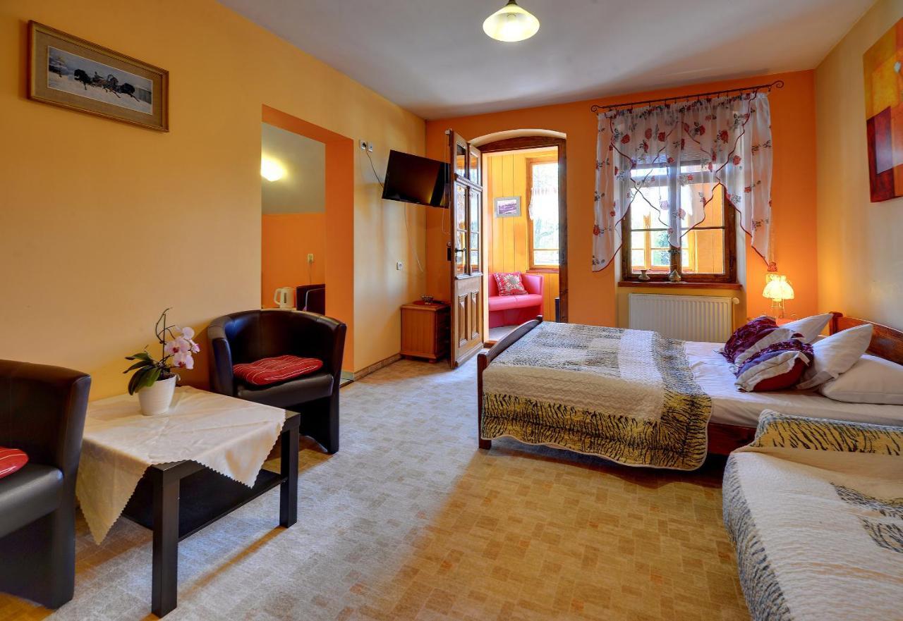 Apartamenty I Pokoje Karpacz - Centrum Karpacza, Parking W Cenie! Kültér fotó