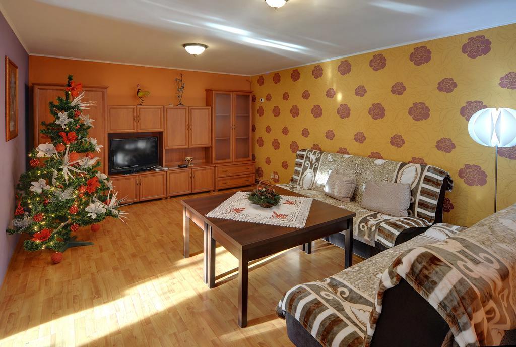 Apartamenty I Pokoje Karpacz - Centrum Karpacza, Parking W Cenie! Kültér fotó